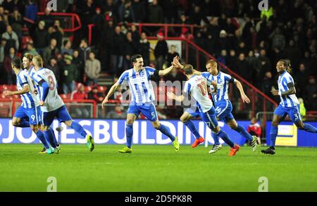 Steve Sidwell di Brighton & Hove Albion festeggia il punteggio di 1-0 contro Bristol City. Foto Stock