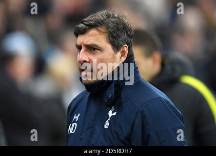 Tottenham Hotspur primo allenatore di squadra Miguel D'Agostino Foto Stock