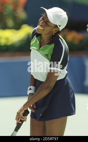 Chanda Rubin degli Stati Uniti contro Venus Williams degli Stati Uniti. Rubin ha perso 6-7, 4-6. Foto Stock