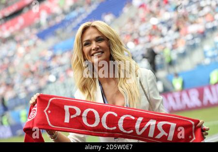 Modello russo e presentatore televisivo, ambasciatore della Coppa del mondo FIFA 2018 in Russia, Victoria Lopyreva prima del gioco Foto Stock