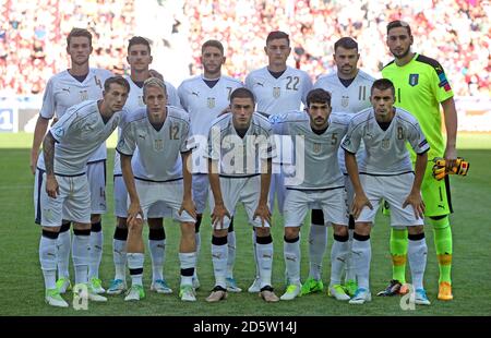 Italia Team Group. (Top L - R) Daniele Rugani, Lorenzo Pellegrini, Domenico Berardi, Alex Ferrari, Andrea Petagna e il portiere Gianluigi DONNARUMMA. (In basso L - R) Federico Bernardeschi, Andrea conti, Davide Calabria, Danilo Cataldi e Alberto grassi Foto Stock