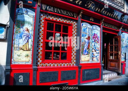 La Fontanilla a Madrid Spagna piastrelle spagnole. Foto Stock