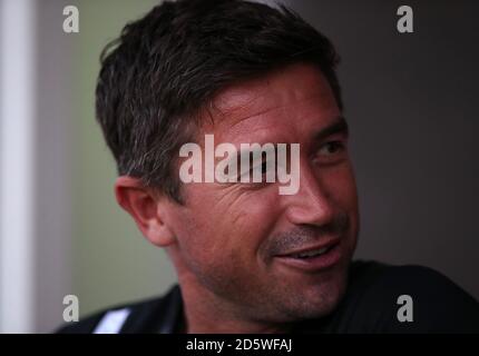 Harry Kewell, direttore della città di Crawley Foto Stock