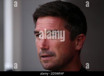 Harry Kewell, direttore della città di Crawley Foto Stock