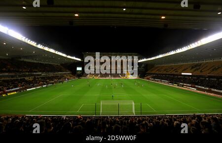 Una visione generale dell'azione tra Wolverhampton Wanderers e. Bristol Rover Foto Stock