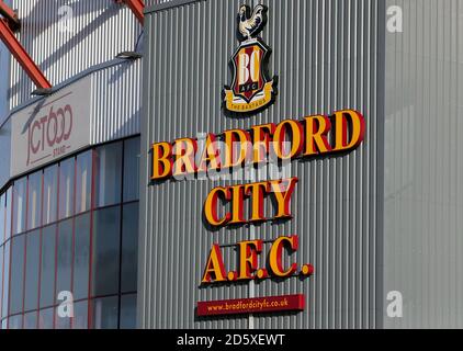 La segnaletica dello stadio di Bradford City prima della partita Foto Stock