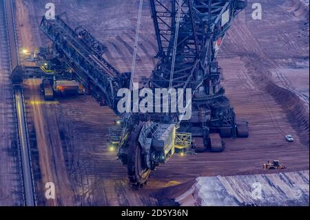 Germania, Juechen, benna-escavatore a ruote a brown coal mining Garzweiler Foto Stock