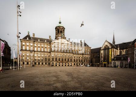 Paesi Bassi, Amsterdam, Palais op de Dam, il Palazzo Reale in Piazza Dam Foto Stock