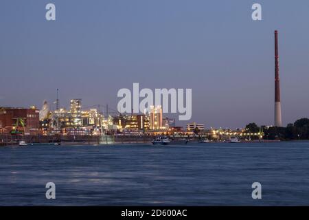 Germania, Leverkusen, parco chimico Chempark al Fiume Reno Foto Stock