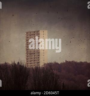 Germania, Wuppertal, vista di alto edificio residenziale Foto Stock