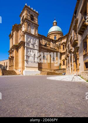 L'Italia, in Sicilia, in provincia di Enna, Piazza Armerina, Cattedrale Maria Santissima Assunta a Piazza Duomo Foto Stock