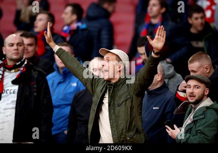 CSKA Mosca tifosi in stand prima dell'inizio della partita Foto Stock