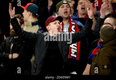 Gli appassionati di Mosca CSKA negli stand Foto Stock