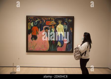 Via, Dresda 1908, da Ernst Ludwig Kirchner 1880-1938. Museo di Arte moderna, New York City. Foto Stock