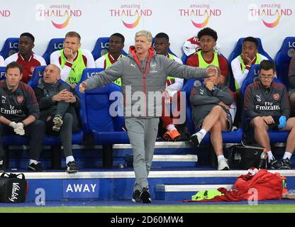 Arsenal manager gesti Wenger Arsene dalla linea di contatto Foto Stock