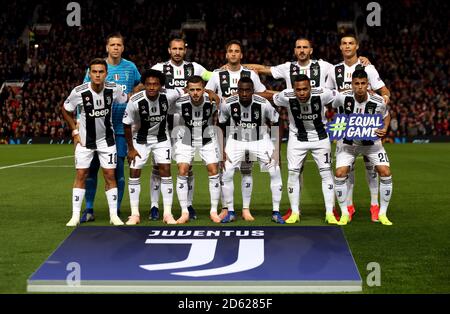 Gruppo Juventus. Back Row (sinistra-destra) Wojciech Szczesny, Giorgio Chiellini, Rodrigo Bentancur, Leonardo Bonucci e Cristiano Ronaldo. Prima fila Paulo Dybala, Juan Guillermo Cuadrado, Miralem Pjanic, Blaise Matuidi, Alex Sandro e Joao Cancelo Foto Stock