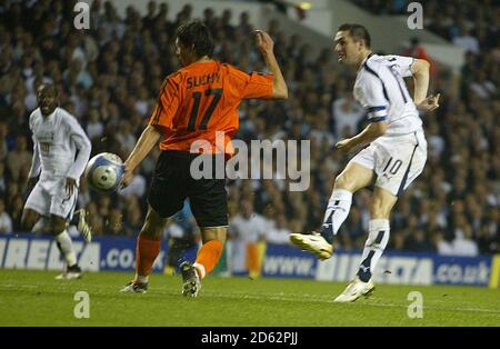 Robbie Keane di Tottenham Hotspur segna l'unico obiettivo del gioco Foto Stock