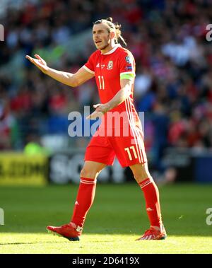 Gareth Bale del Galles reagisce durante la partita Foto Stock