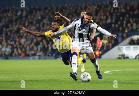 Jacques Maghoma (a sinistra) e West Bromwich Albion's Hal Robson-Kanu (a destra) battaglia per la palla Foto Stock