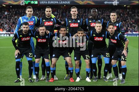 La formazione di Napoli nel quartiere UEFA Europa League Prima tappa finale Foto Stock