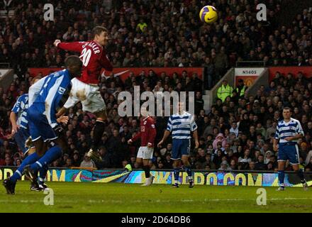 Ole Gunnar Solskjaer di Manchester United apre il punteggio Foto Stock