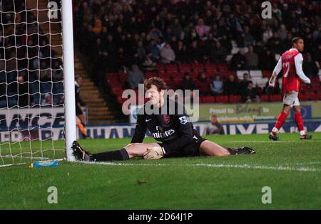 Il portiere dell'Arsenale Jens Lehmann (centro) si allunga per risparmiare Per negare Blackburn Rovers Foto Stock