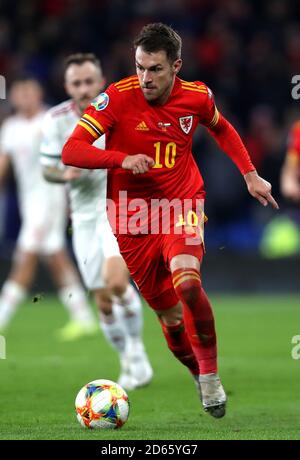 Aaron Ramsey in azione nel Galles Foto Stock