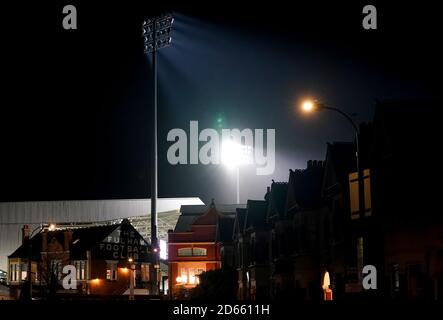 Vista generale dei riflettori al Craven Cottage prima della partita Foto Stock