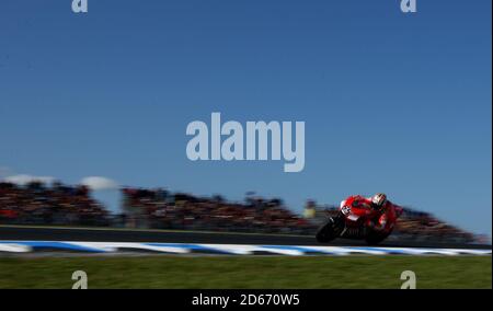 Loris Capirossi di Ducati Marlboro (ITA) durante l'Australian Moto Grand Premio Foto Stock