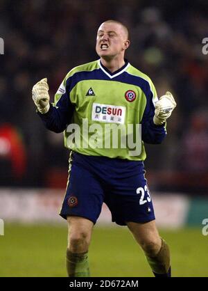 Il portiere di Sheffield United, Paddy Kenny, celebra la vittoria Foto Stock