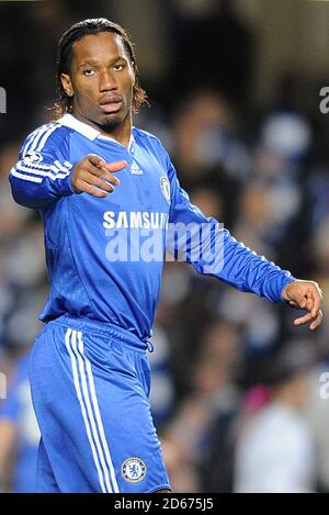 Didier Drogba di Chelsea festeggia dopo aver segnato il secondo goal Foto Stock