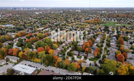 Ottobre 14 2020 - London Ontario Canada - Westmount Aerial Caduta Foto Stock