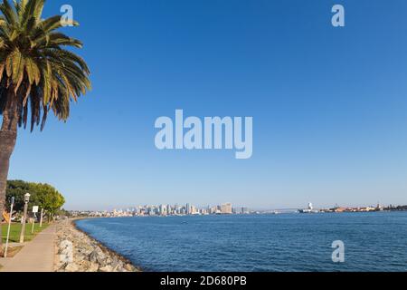 San Diego, California, Stati Uniti. 14 ottobre 2020. Harbour Island a San Diego, California Mercoledì 14 Ottobre 2020. Credit: Rishi Deka/ZUMA Wire/Alamy Live News Foto Stock