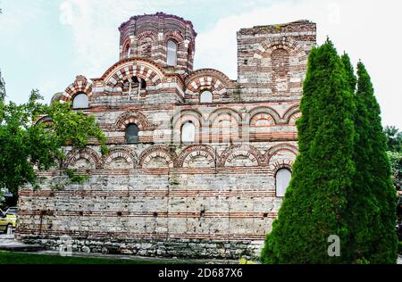 La Chiesa di Cristo Pantocratore è una chiesa medievale ortodossa orientale nella città bulgara di Nesebar. Bulgaria Foto Stock