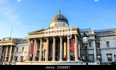 Galleria nazionale di ritratti su Trafalgar Square. Londra, Regno Unito. Foto Stock