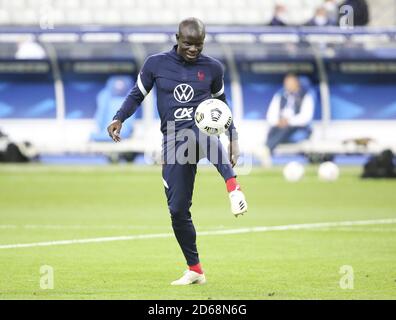 'Golo Kante di Francia si riscalda prima della partita di calcio amichevole tra Francia e Ucraina il 7 ottobre 2020 allo Stade de France a Saint-Deni Foto Stock