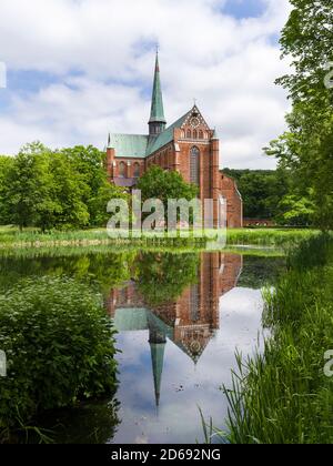 Il minster in Bad Doberan vicino a Rostock. Un capolavoro costruire nel nord tedesco alto in mattoni in stile gotico. L'Europa,Germania, Rostock Foto Stock