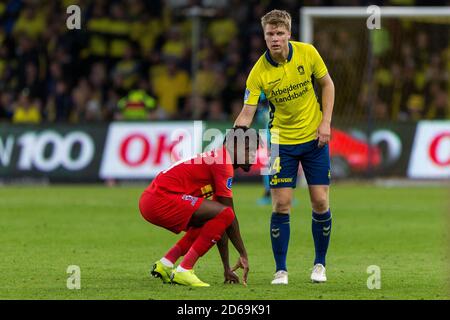 Brondby, Danimarca. 15 settembre 2019. Godsway Donyoh (11) del FC Nordsjaelland e Sigurd Rosted (4) del Brondby SE visto durante la partita 3F Superliga tra Broendby IF e del FC Nordsjaelland al Brondby Stadium. (Photo credit: Gonzales Photo - Thomas Rasmussen). Foto Stock