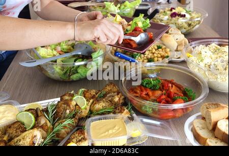 Buffet freddo self service. Foto Stock