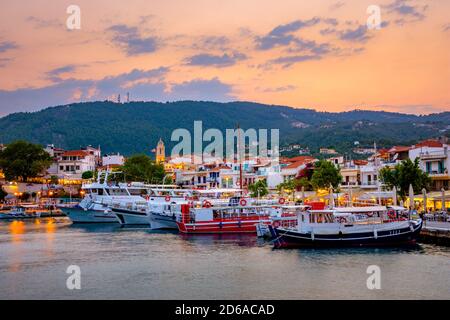 La città vecchia di Chora nell'isola di Skiathos, Grecia Foto Stock