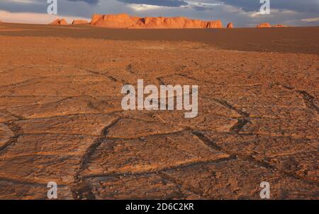 Vista panoramica del deserto di Kalut, Iran. Paesaggio desertico a Kalut, Iran, Persia Foto Stock