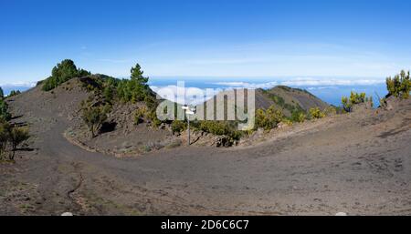 Sentiero escursionistico sull'isola di El Hierro - bivio per il Vulcano Tanganasoga Foto Stock