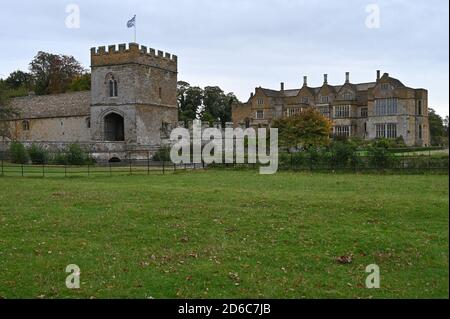 Broughton Castello nel villaggio dello stesso nome nel nord Oxfordshire vicino Banbury. Casa della famiglia Fiennes, Signore Saye e Sele. Foto Stock