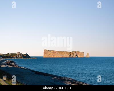 Pierce Rock vista dal mare, Quebec, Canada Foto Stock