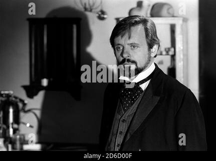 ANTHONY HOPKINS in THE ELEPHANT MAN (1980), diretto da DAVID LYNCH. Credito: FOTO DI PARAMOUNT / Album Foto Stock