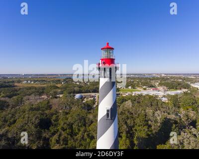 Vista aerea del faro di St. Augustine. Questa luce è un monumento storico nazionale sull'isola di Anastasia a St. Augustine, Florida, Stati Uniti. Foto Stock