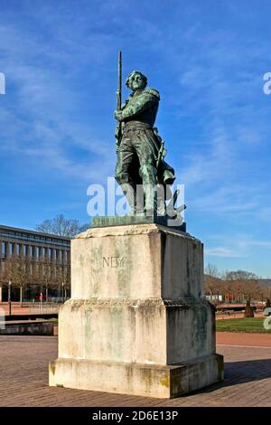 Statua del Maresciallo Ney, Jardin de l'Esplanade, Metz, Lorena, Francia Foto Stock