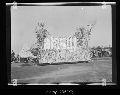 Decora il galleggiamento durante una sfilata del Memorial Day, Chicago, illinois, maggio 1911. Foto Stock