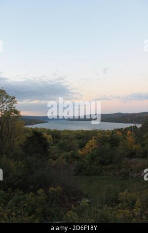 Immagine dei laghetti in una giornata di lavoro. Foto Stock