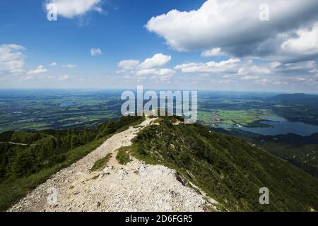 Vista da Heimgarten, Kochelsee, alta Baviera, Baviera, Germania Foto Stock